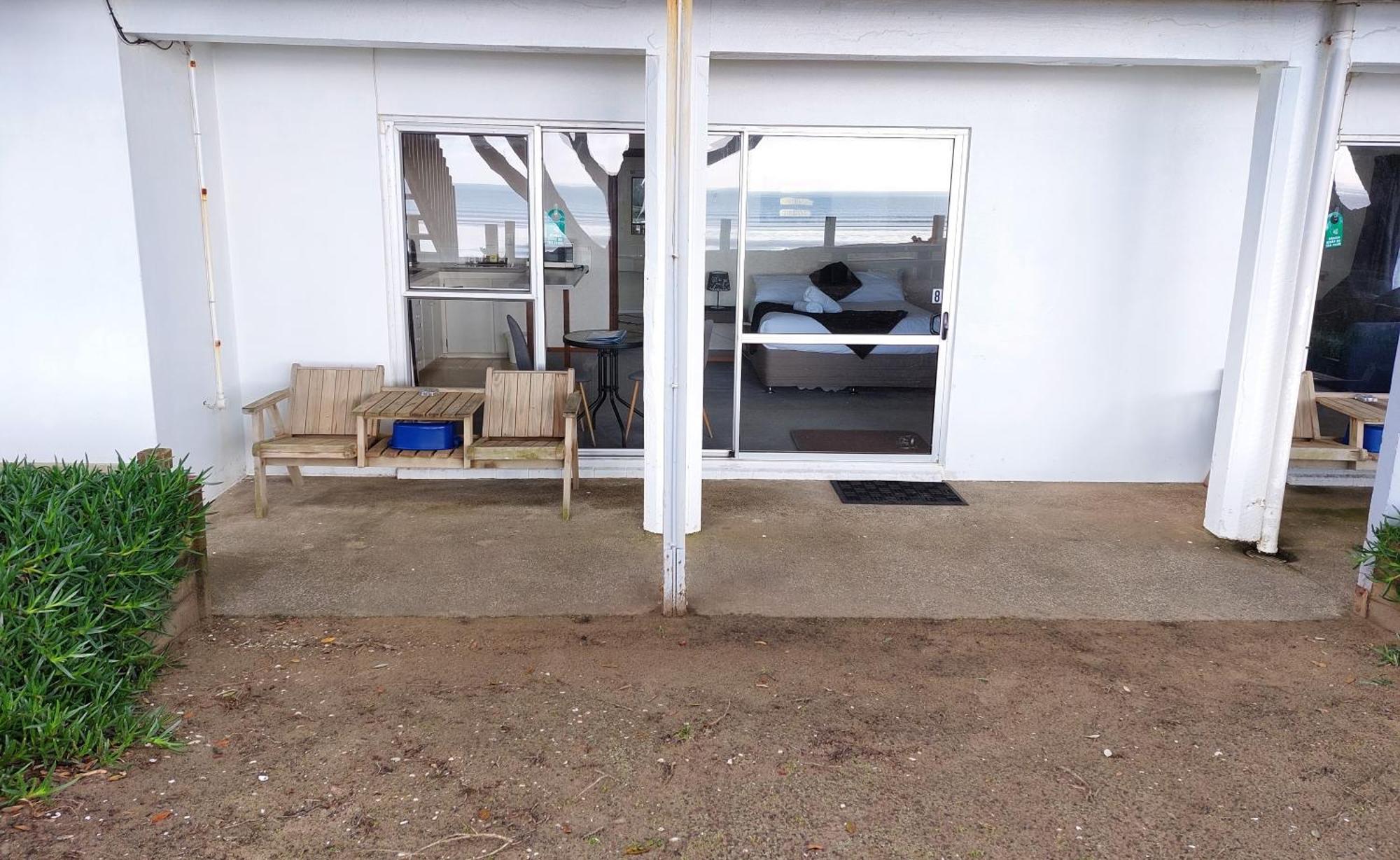 Edgewater Motel Orewa Exterior photo